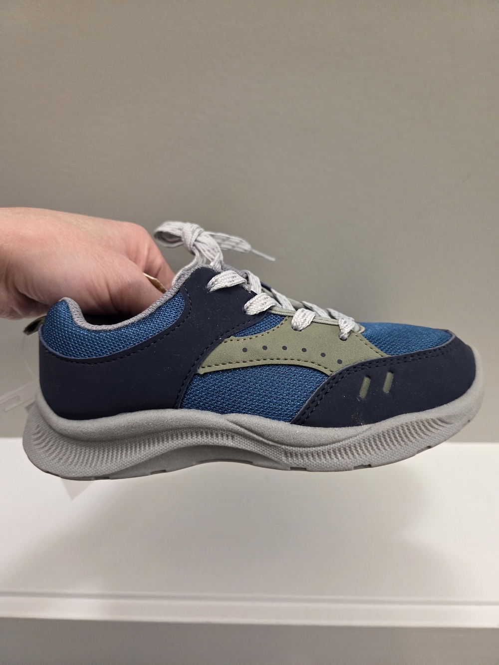 NEW OshKosh B'Gosh Youth Sneakers Size 13 Blue Green NWT Summer Camp School Run